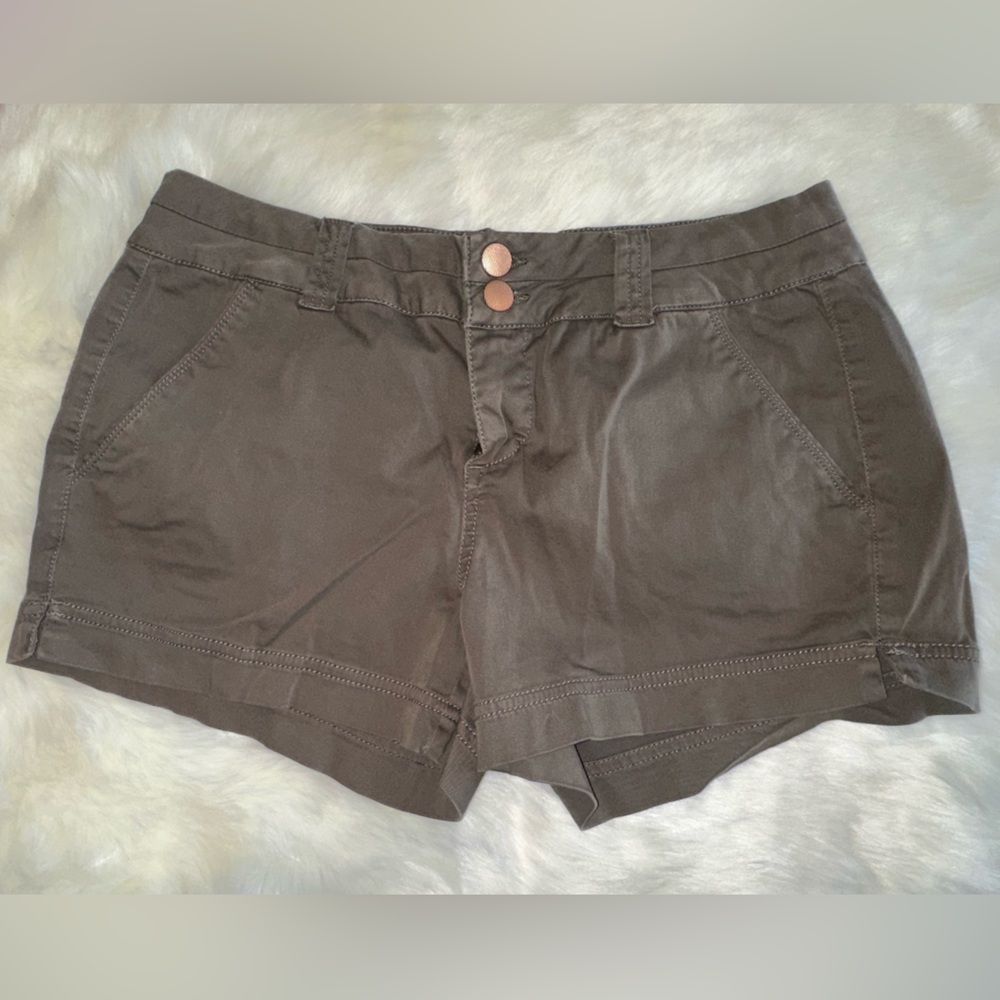 BKE Women's Chocolate brown shorts